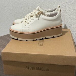 Steve Madden Cream and Tan Platform Sneakers